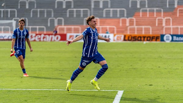 Stratégie de combat en Eskrima : maîtriser l'art du combat aux bâtons