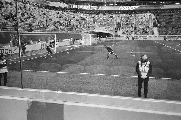 Devenez pro du virage en snowboard : astuces essentielles pour perfectionner votre glisse !